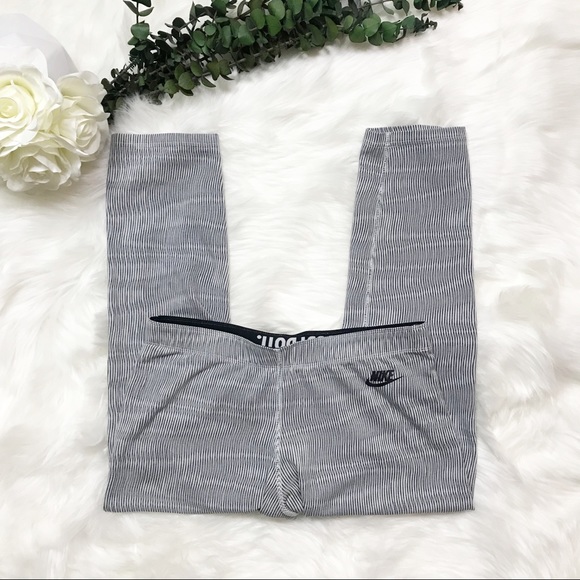 Nike Pants - Nike Leggings Fold Over Waist Band Just Do It